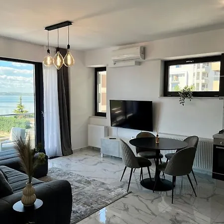 R&d View Mamaia